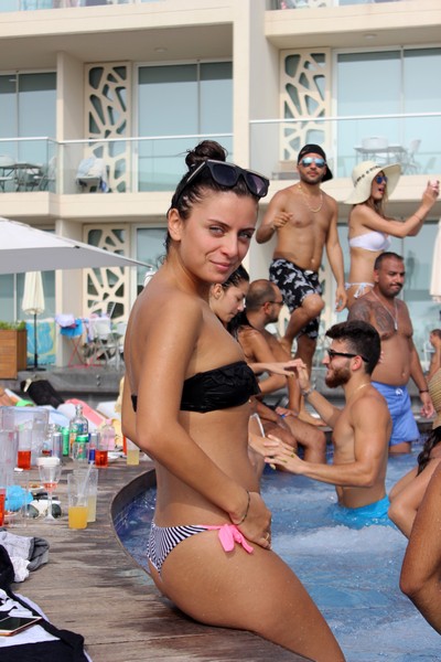 Sunday Pool Party at Whitelace
